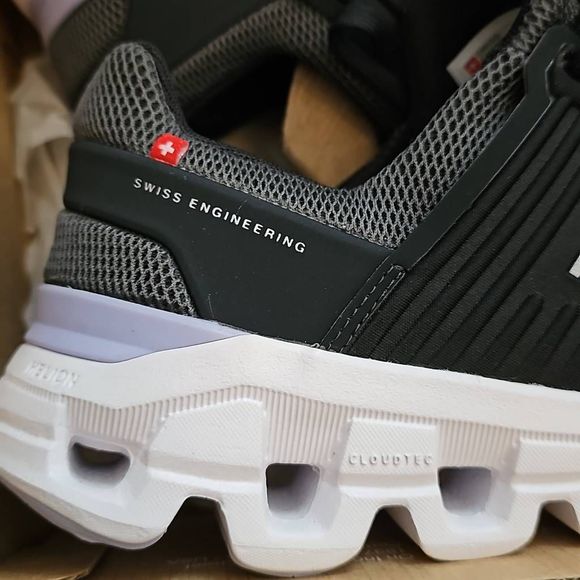 On running cloudswift magnet Lavender size 11
Worn 1x. No box. - Picture 9 of 10